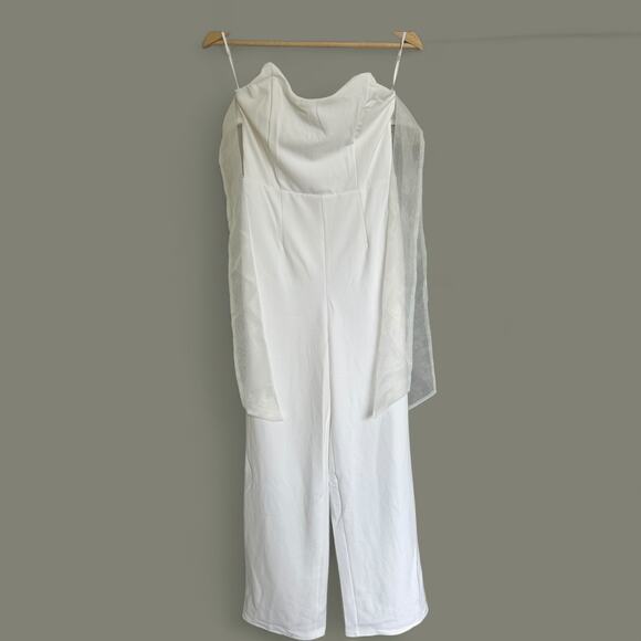 NWT Lulus Pristine Aura White Tie-Strap Off the Shoulder Jumpsuit size Small - Picture 12 of 12